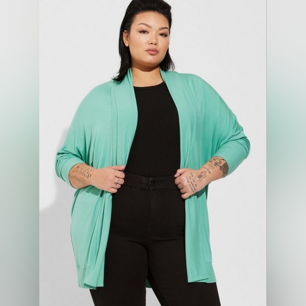 Torrid Super Soft Cardigan Dolman Sleeve Open Front, Wasabi Green, Size 4
